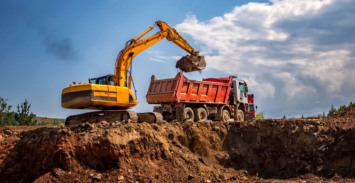 7 Cost-Saving Benefits of Renting Construction Equipment in 2025